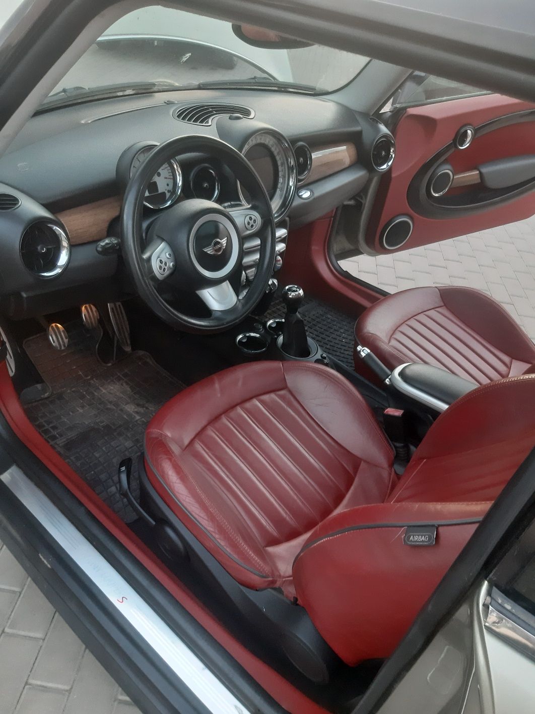 Mini Cooper S R56 .