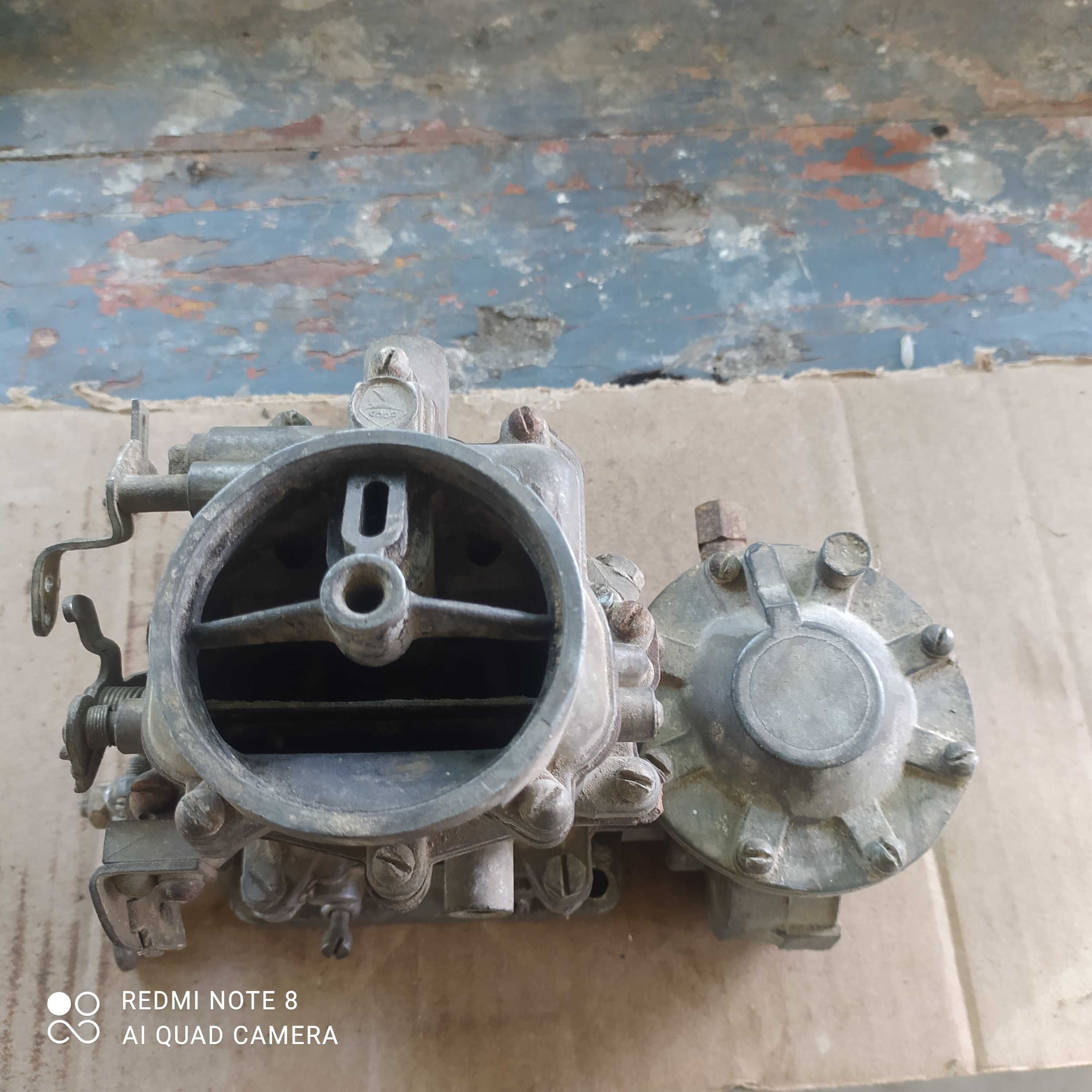 Кабюратор ГАЗ 52-53 -ЗІЛ (підходить до ЗІЛ) та лобове стікло ГАЗ 53-52