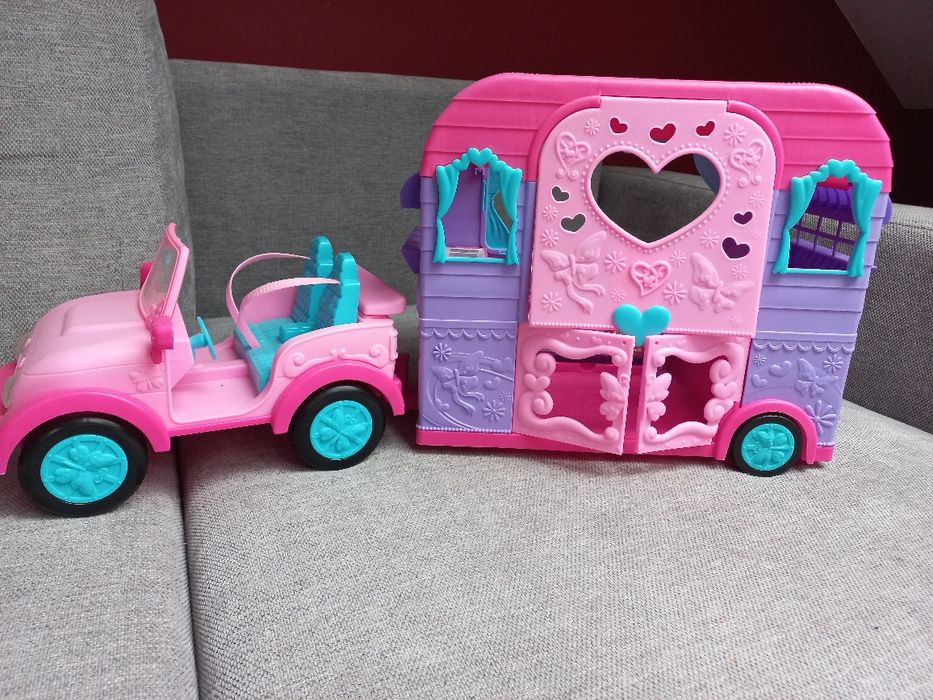 Kamper kemping z przyczepą 70 cm dla lalek Barbie