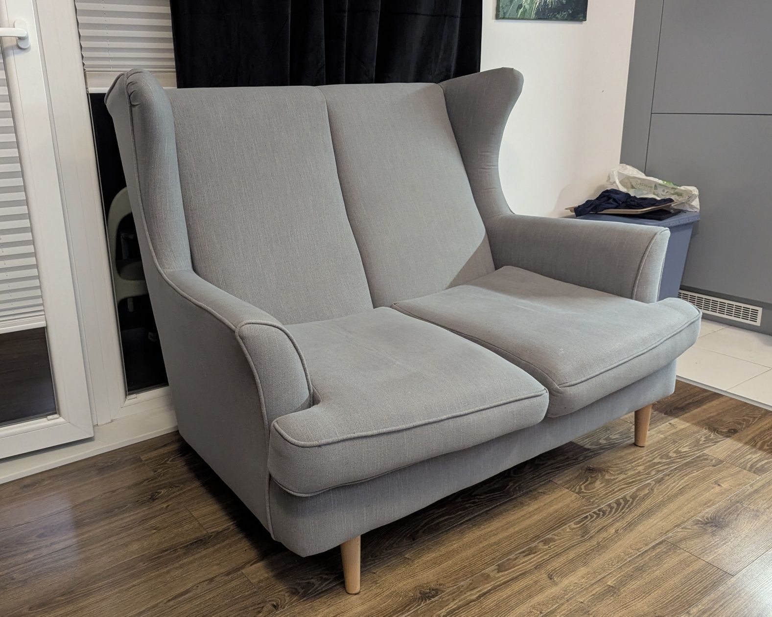 Wąska Sofa 2 osobowa w stylu skandynawskim