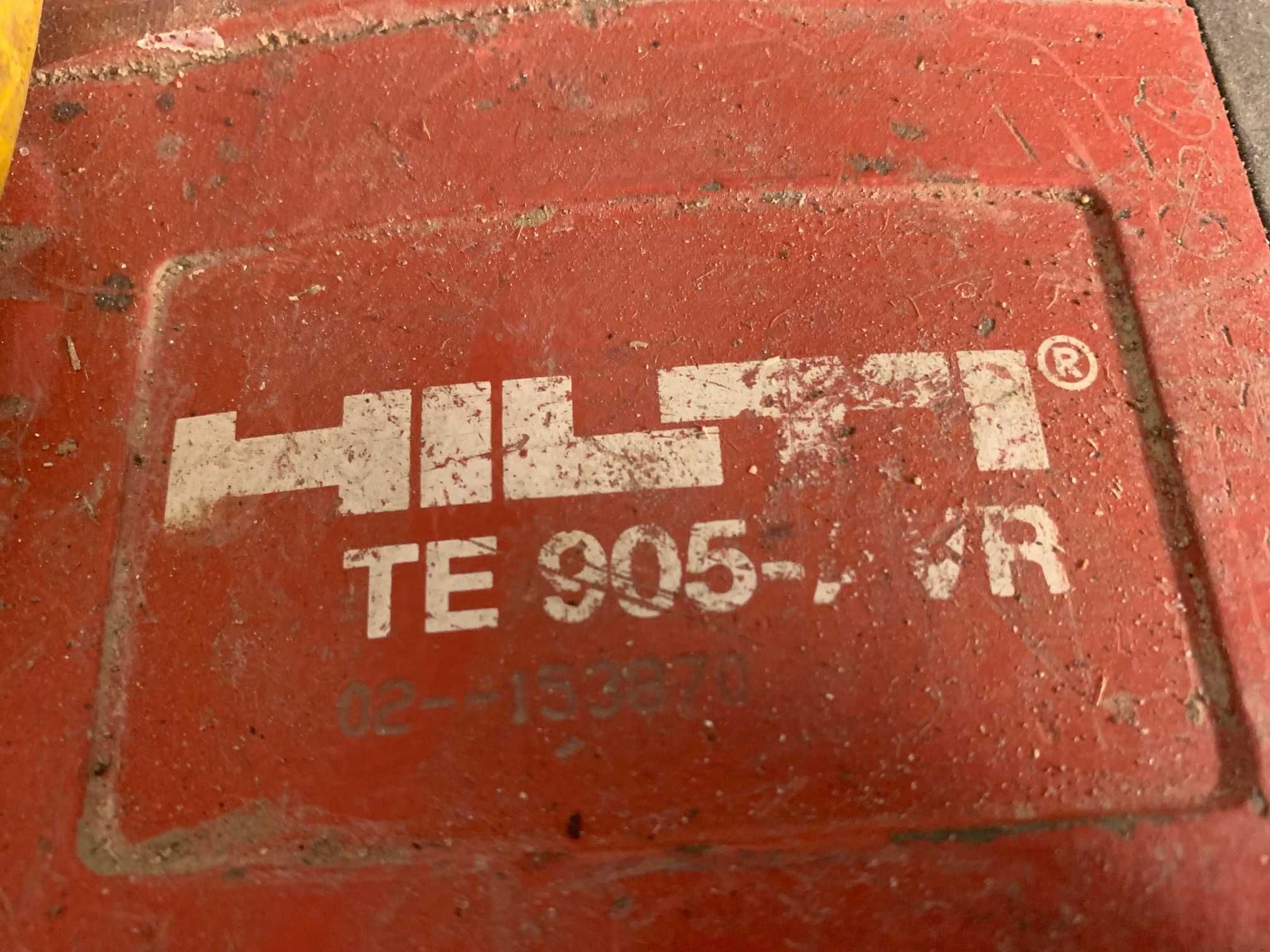 Hilti TE 905 AVR Mlot Wyburzeniowy 1600W 16A 110V Serwis