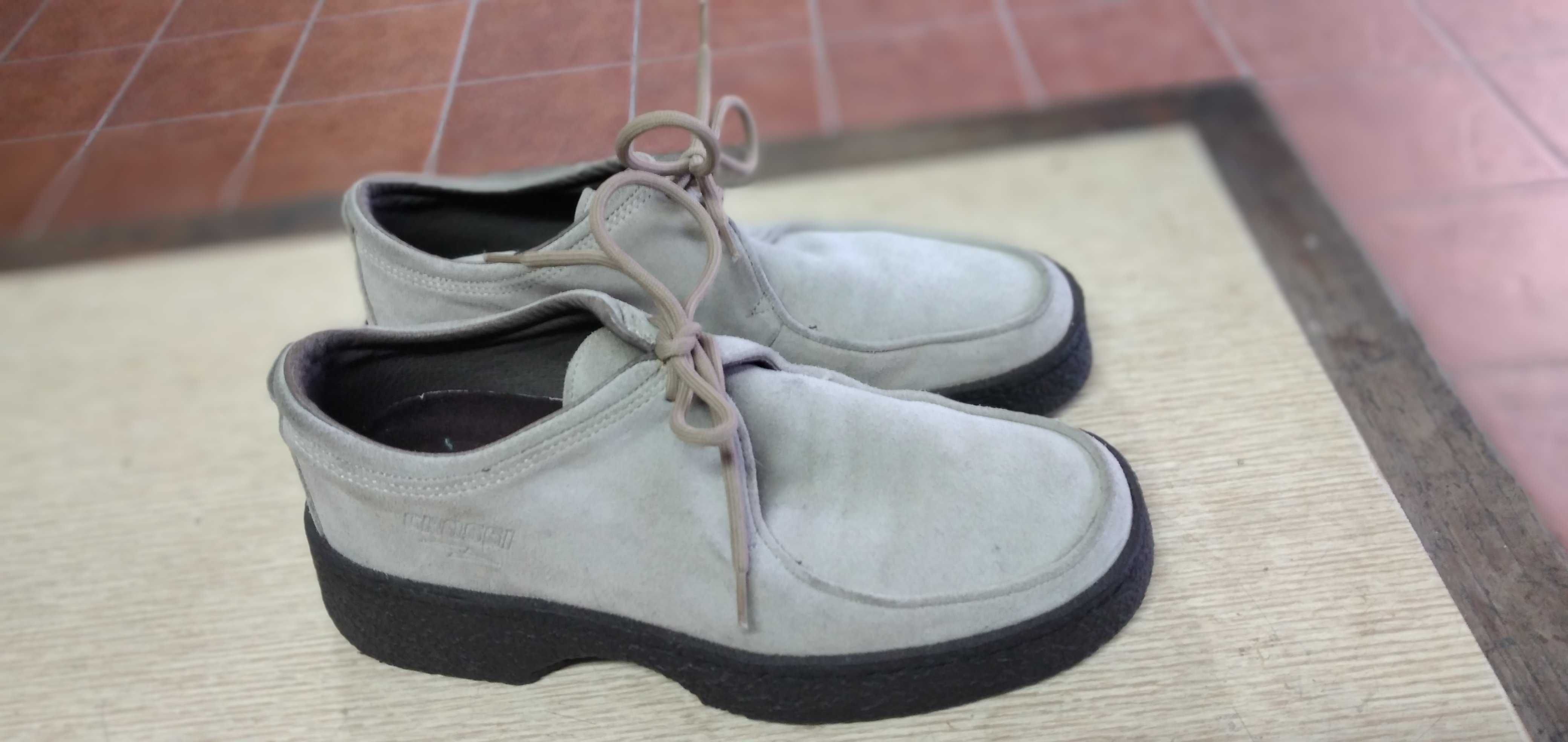 Sapato 38 Marca CROSSI NOVOS
