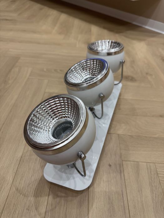 Lampa sufitowa z kloszami biała srebrna