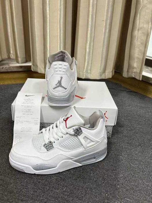 Buty Trampk Jordan 4 Retro White Oreo R.39