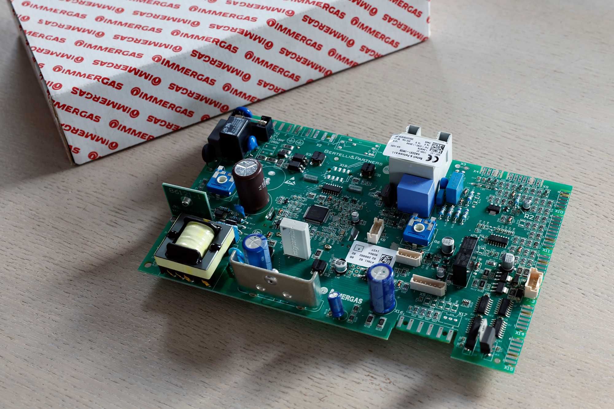 Płyta główna  hagc21-im03  Immergas Victrix TT