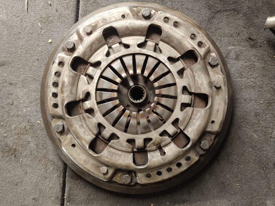 Sprzęgło docisk sprzęgła koło zamachowe opel Vectra c 1,8  benzyna