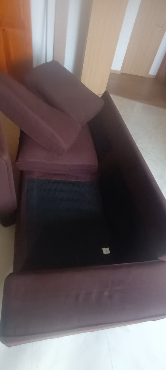 Sofá Ikea modelo  kivic