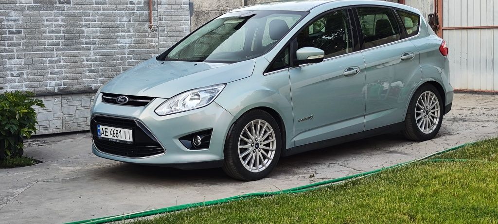 Ford C-Max hybrid