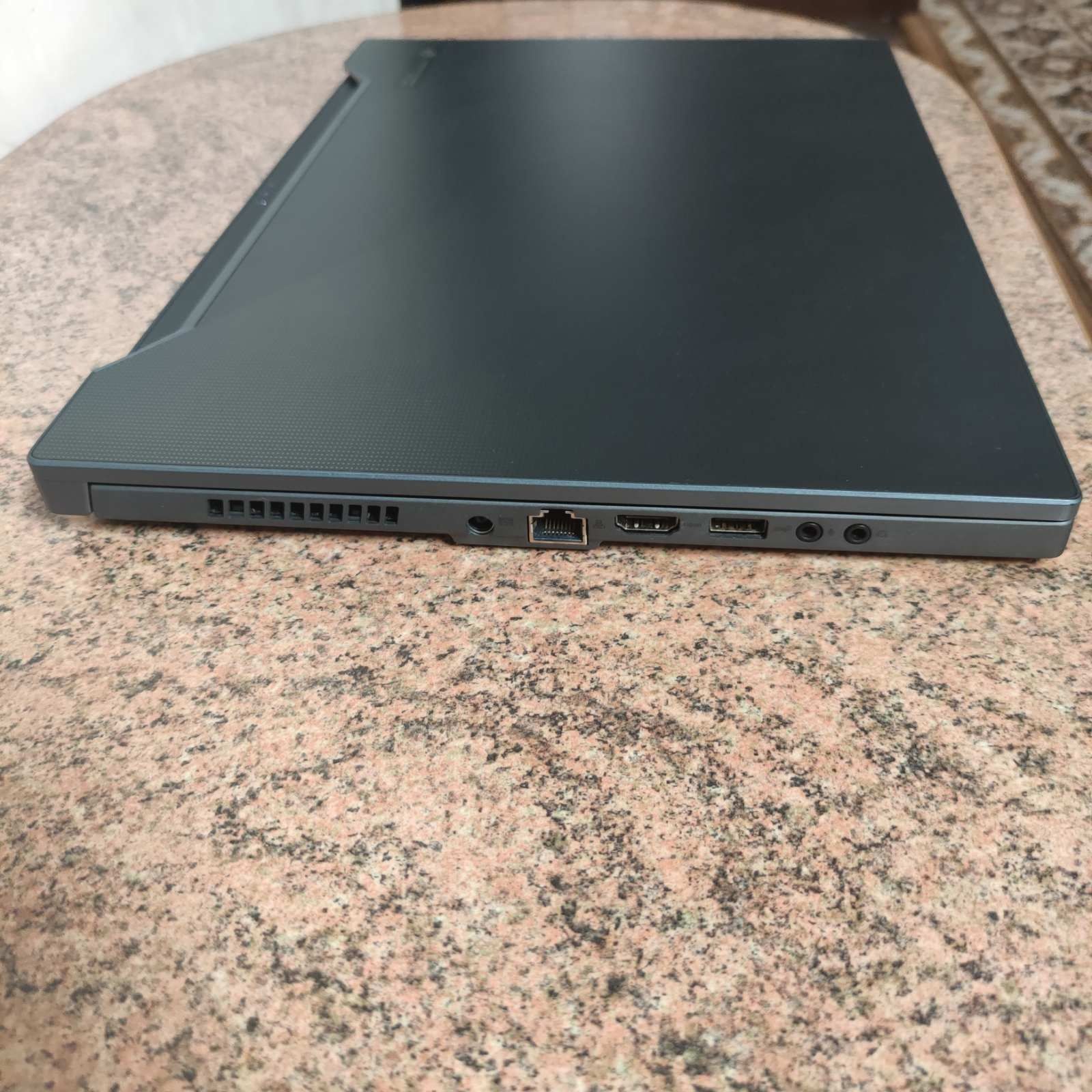 Asus Rog Zephyrus