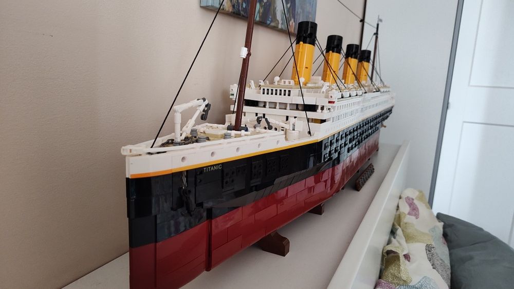 Titanic z klocków (lepin, jie star)
