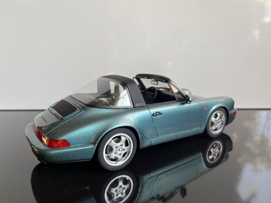 Porsche Carrera 4 Targa модель 1:18 GT Spirit