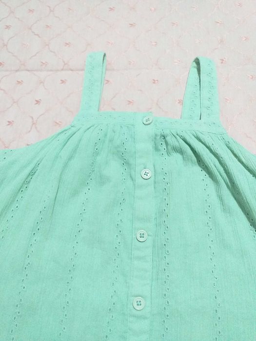 Vestidos  lindos, branco e verde, com bordado Inglês da TEX  7-8 anos