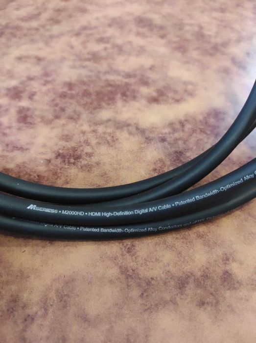 Monster Cable M2000HD HDMI  2,43м