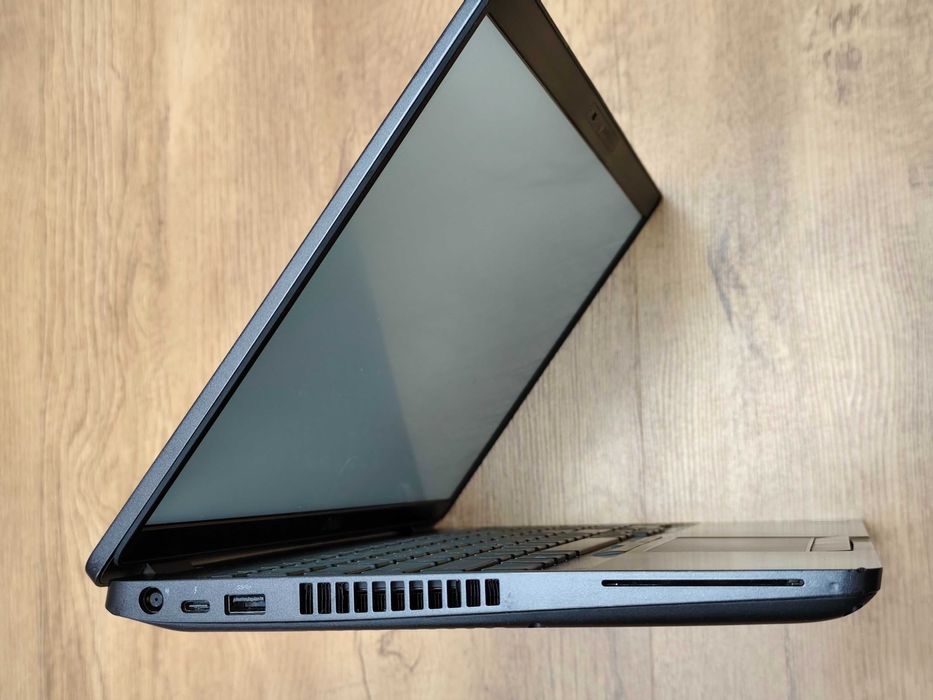 Dell Latitude 5501 / i5-9400H / 16Gb DDR4/256Gb SSD/MX150 2Gb/15,6"IPS