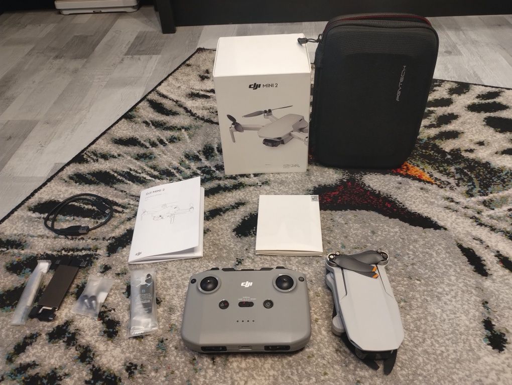 DJI Mini 2 + Torba + Karta SD
