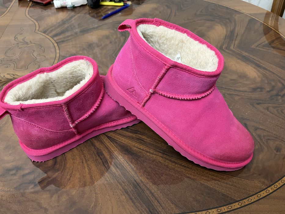 UGG clasic  Угги женские или мужские VITTO ROSSI 40 размер