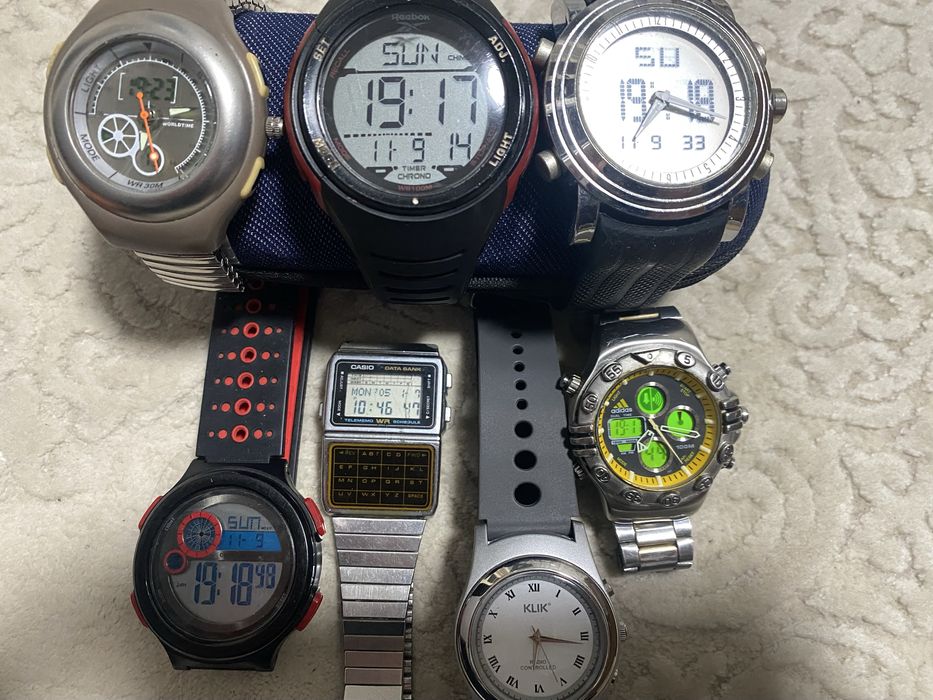 Продам одним лотом