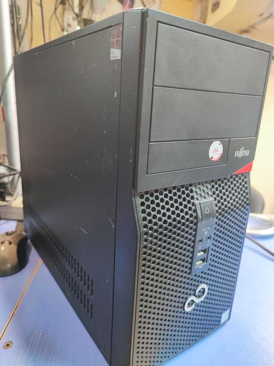 Комп'ютер Fujitsu Esprimo P556 E90+ Intel Core i3