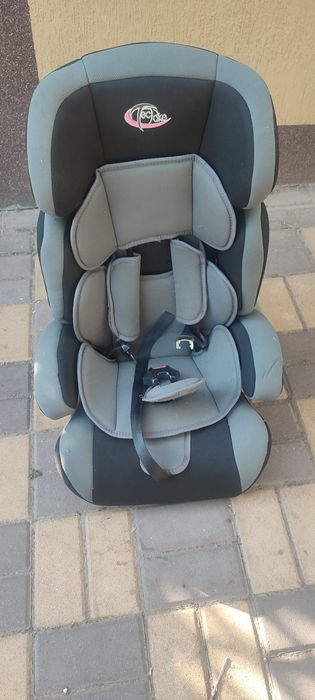 Продам детское автокресло