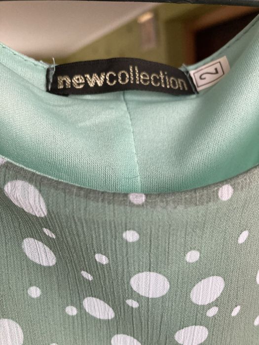 Продаю сукню , нова