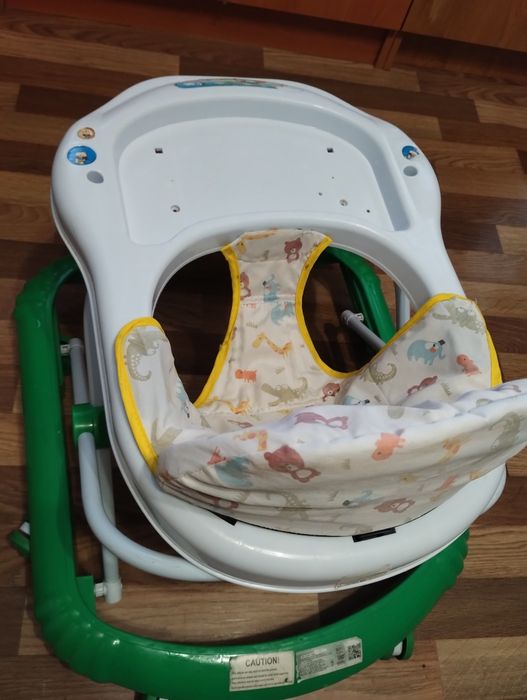 Ходунки дитячі.              .