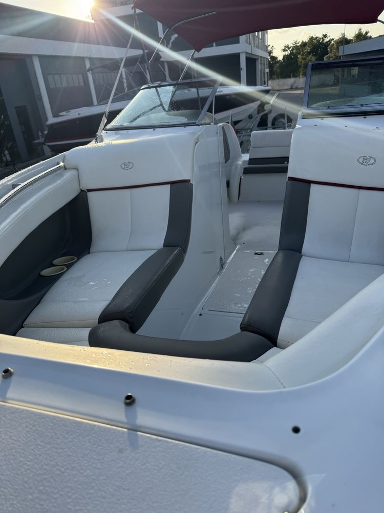 Cobalt 246 V8 5.7