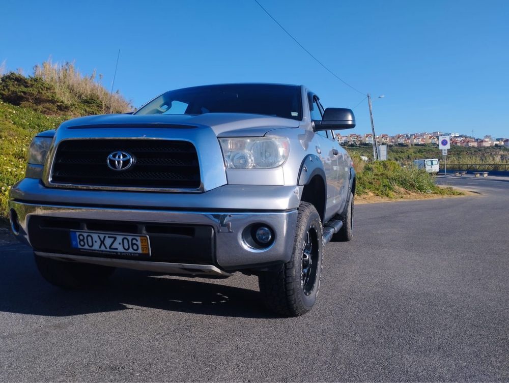 Pickup toyota tundra