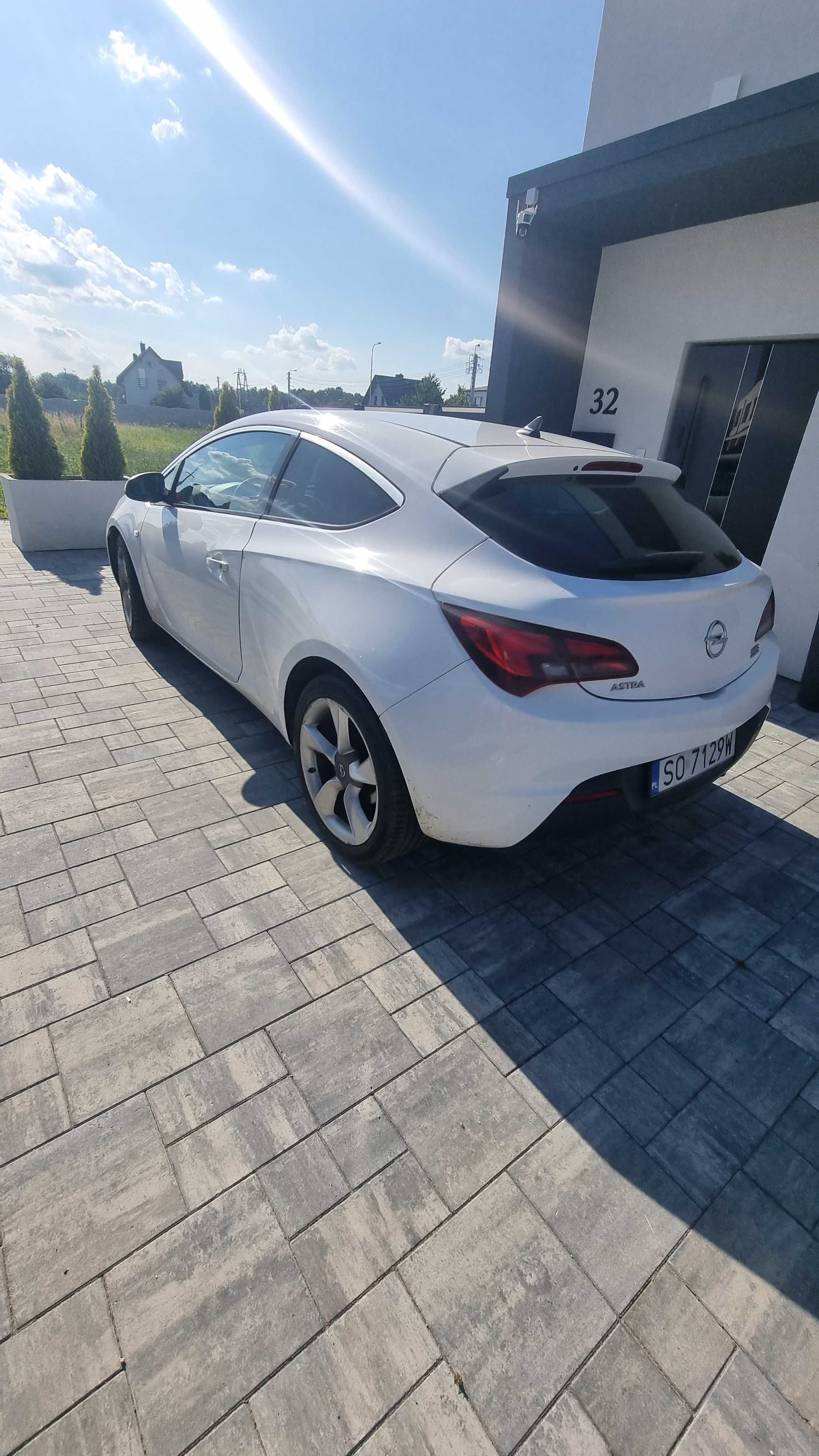 Opel astra OPC GTC 1.6 bi turbo diesel navi 2015r
