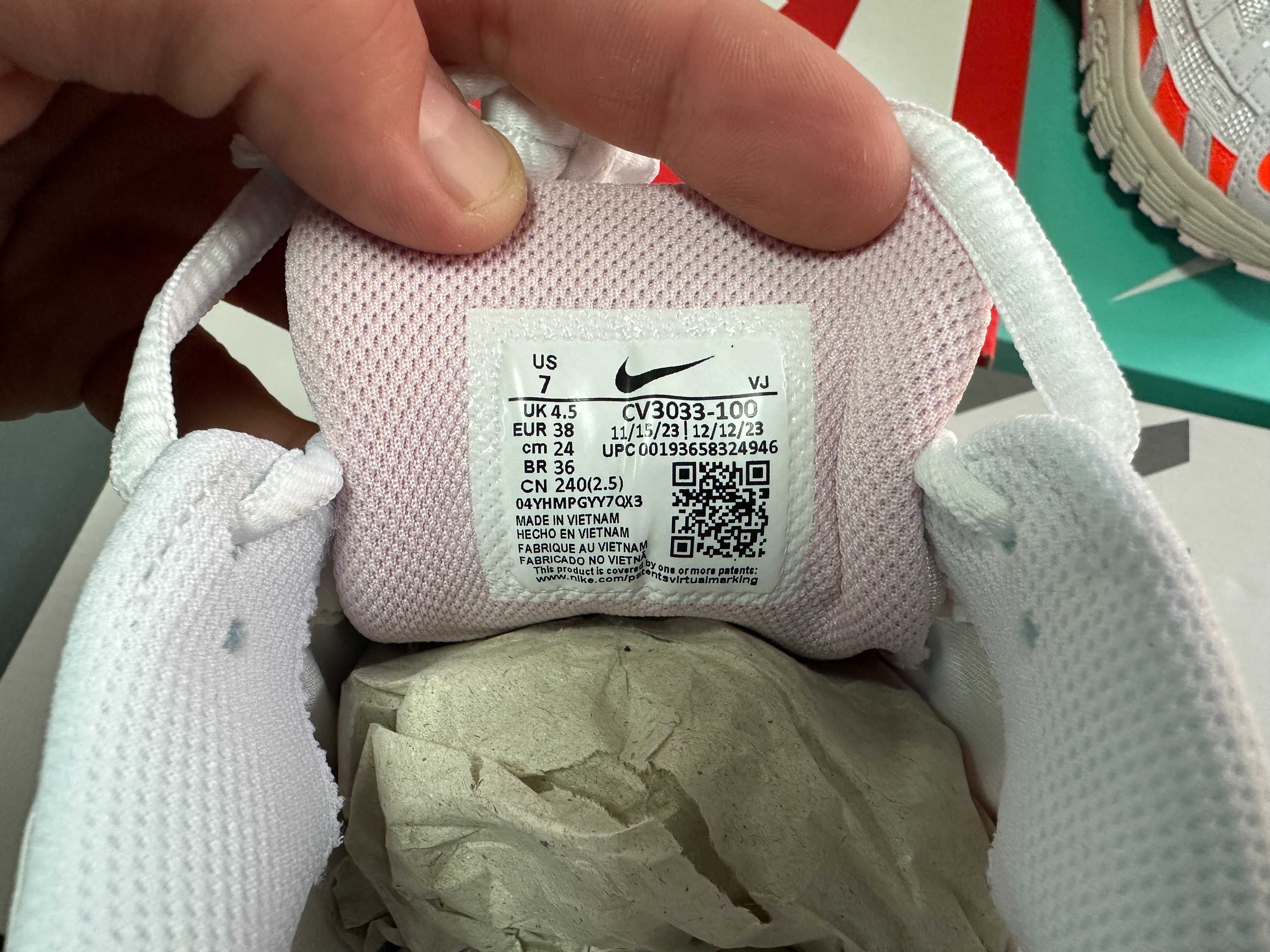 Кросівки Nike P-6000 кроссовки CV3033-100