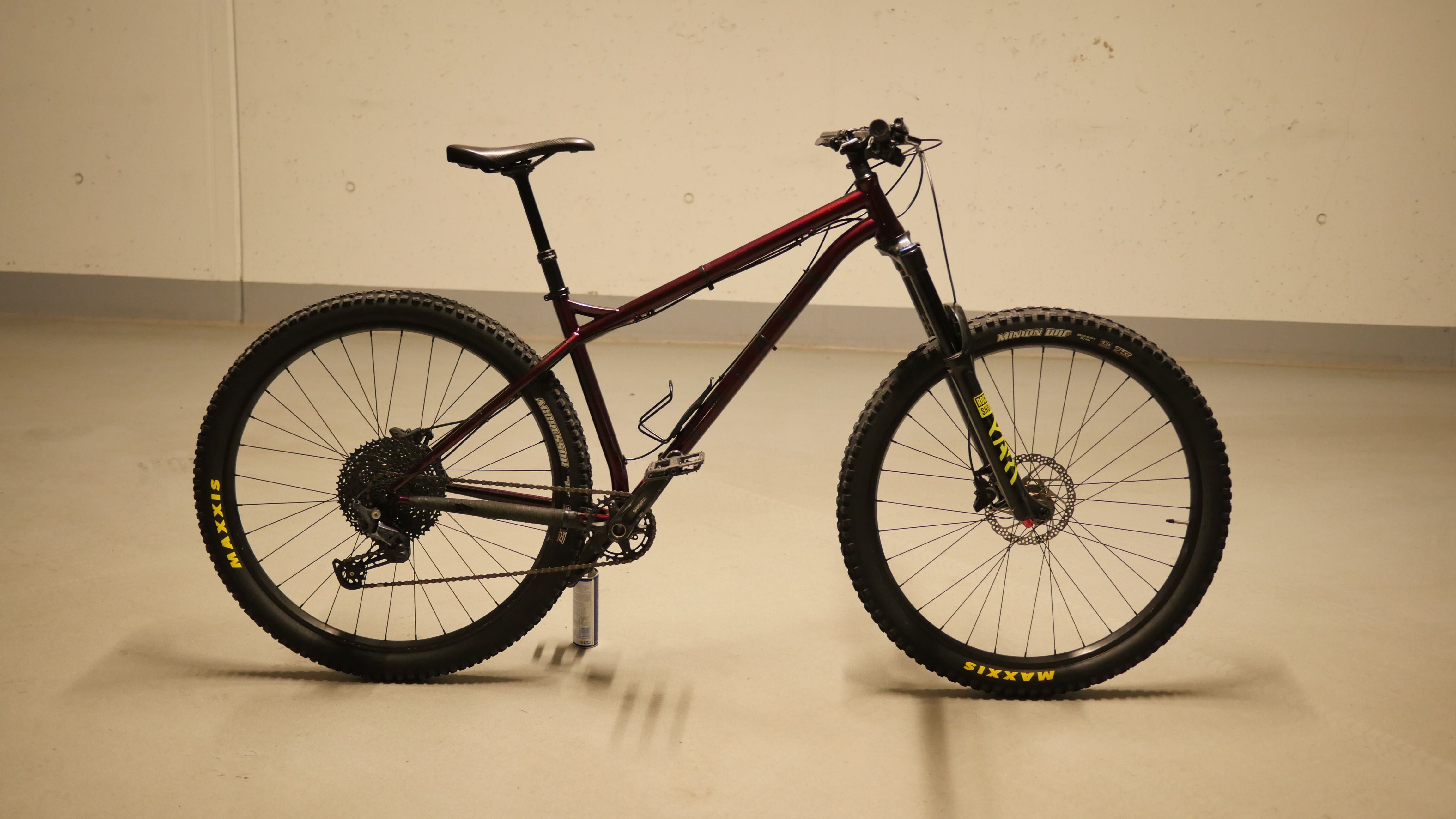 NS Bikes Eccentric 29 Cro-mo, Rock Shox Yari, Shimano Deore HT enduro