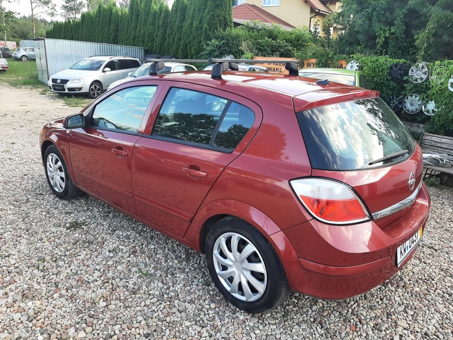 Opel Astra H 2006 rok klimatyzacja sprawna 1.6 benzyna