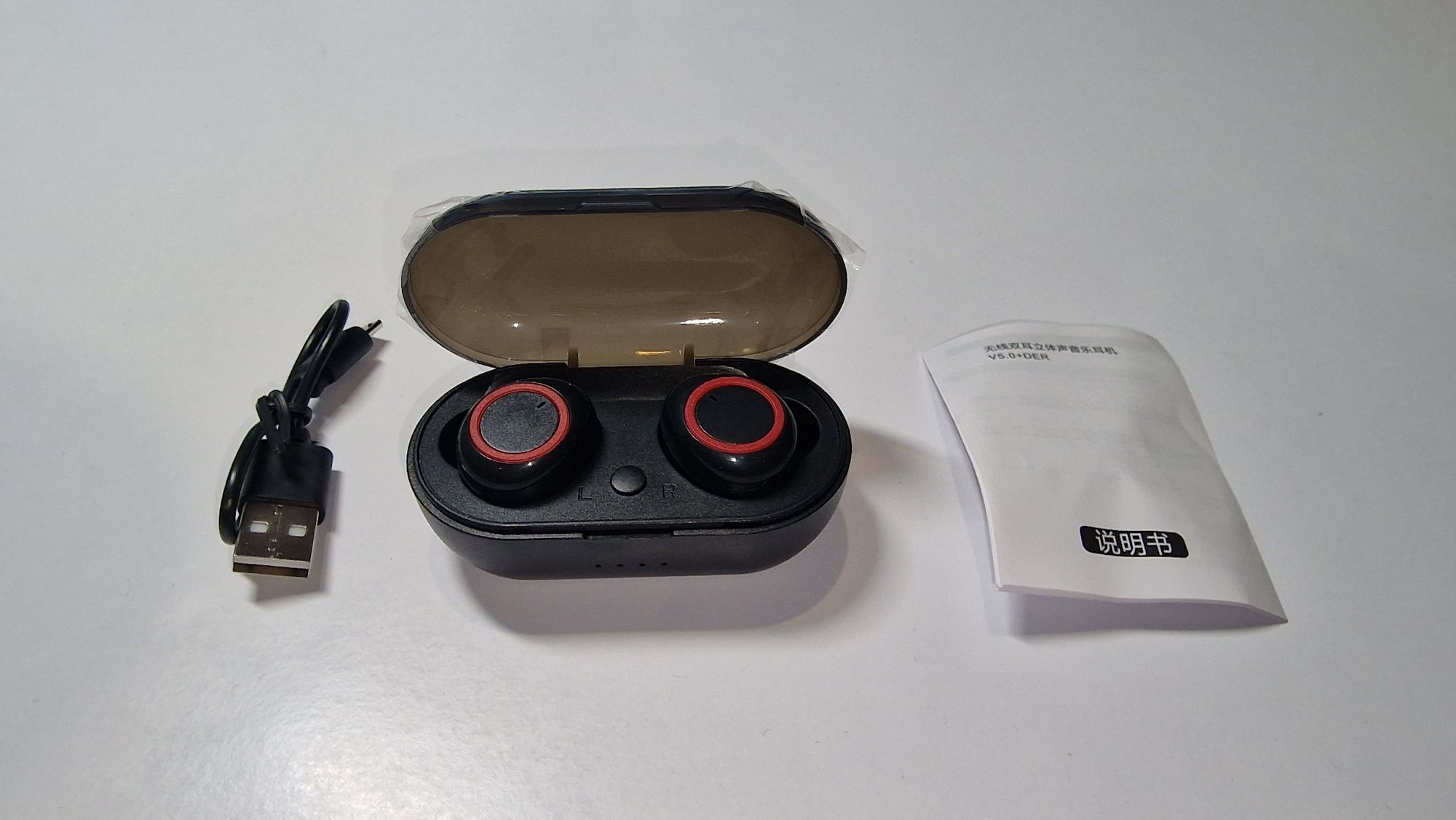 Бездротові навушники TWS Y50 з Bluetooth 5.0 та кейсом, чорні