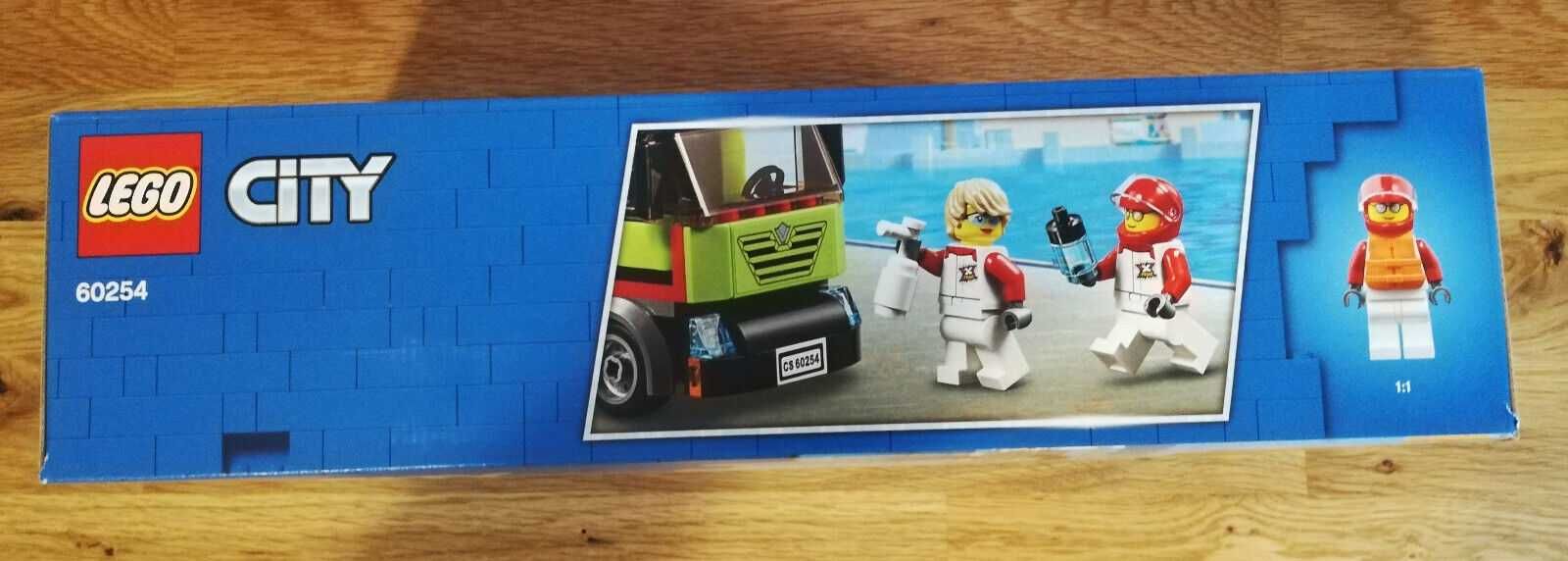 Lego 60254 Race Boat Transporter e Lego 40515.