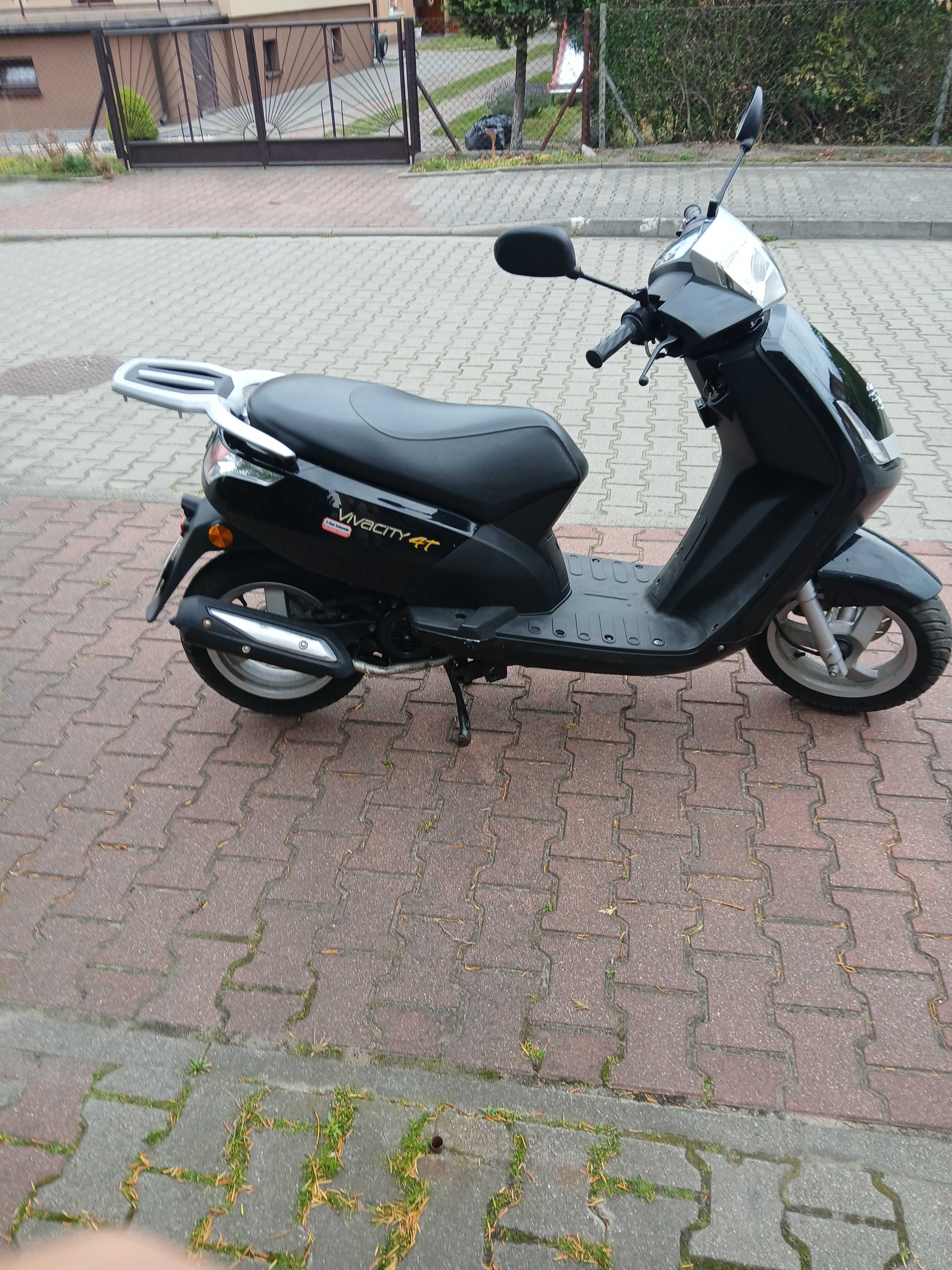 SKUTER Peugeot Vivacity