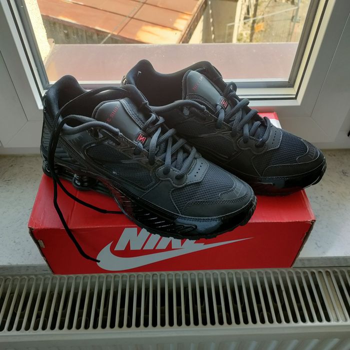 Nike shox enigma rozm 40 25.5 nowe