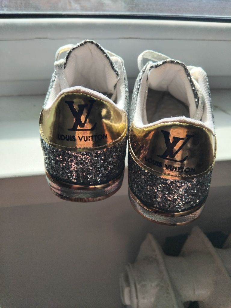 Trampki Srebrne z brokatem