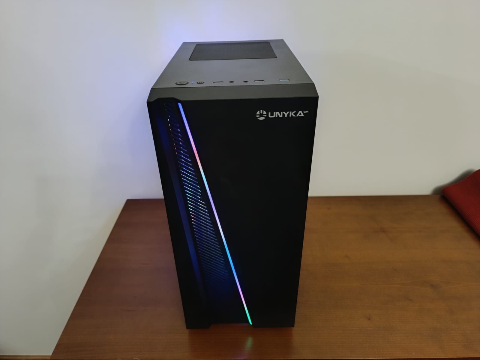 PC *TIPO* i7 (e5 2670 v3) | RX 580 | 512 SSD M.2 | 16 GB RAM