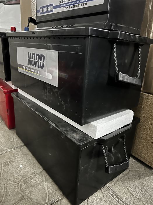 Аккумулятори автомобільні 225 Ач 225 Ah