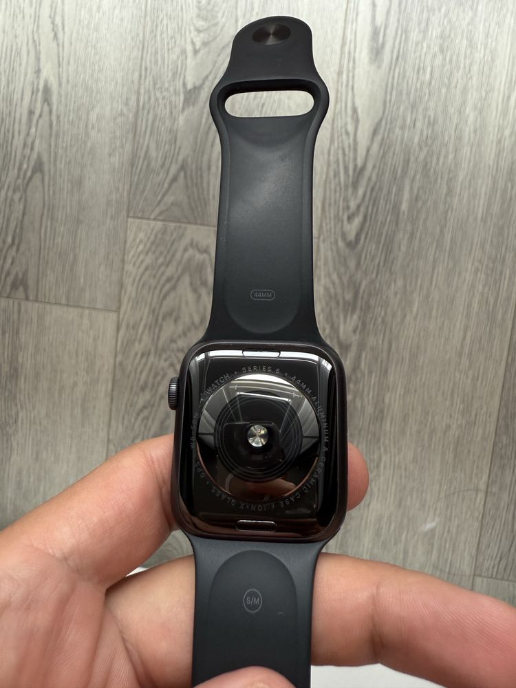 Apple watch series 5 44mm