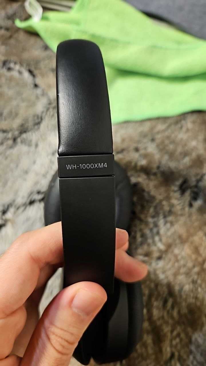 Sony WH-1000XM4 Usados-Auscultadores Premium com Cancelamento de Ruído