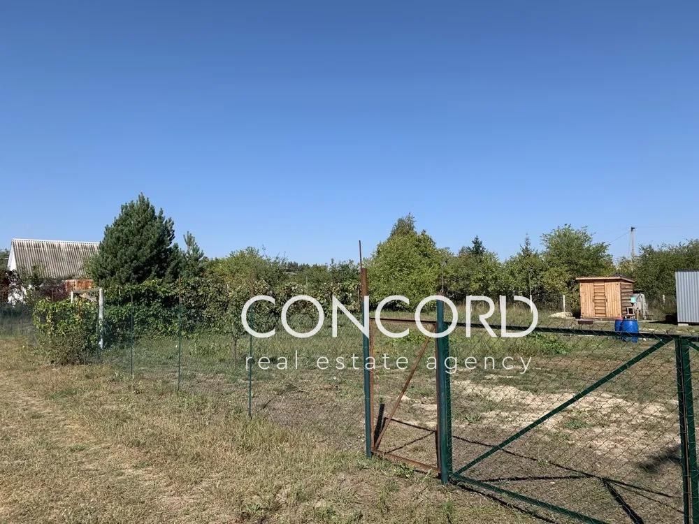 Продам земельну ділянку. Село Пороскотень. СТ "Дальні сади"