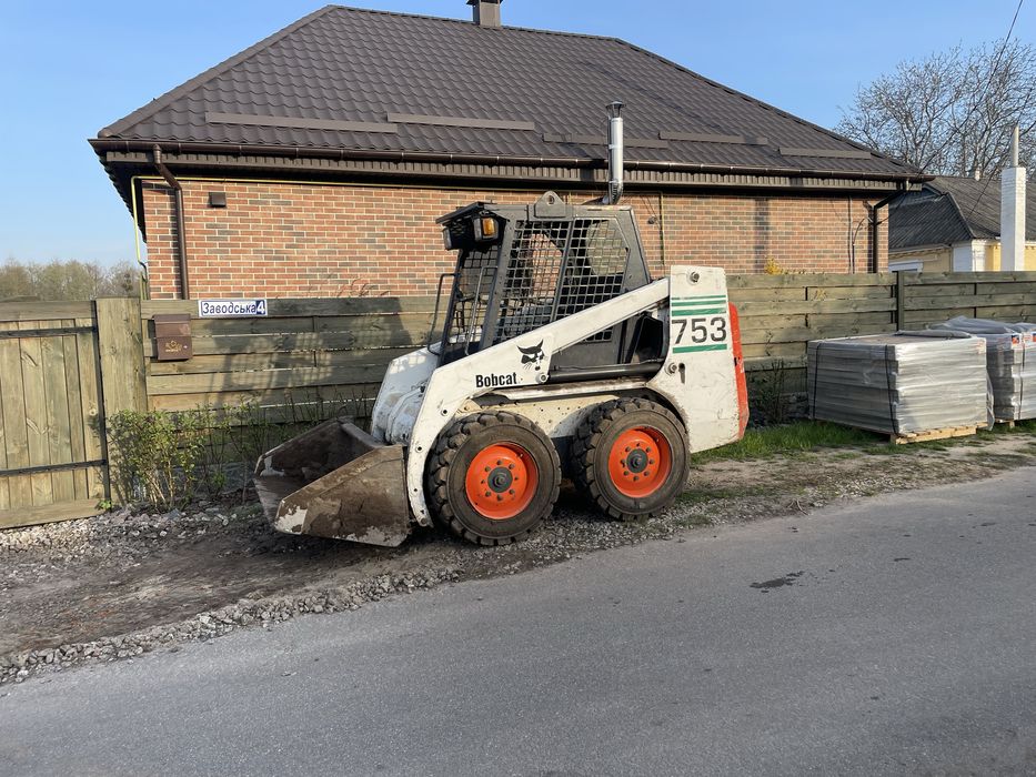 Оренда бобката S130