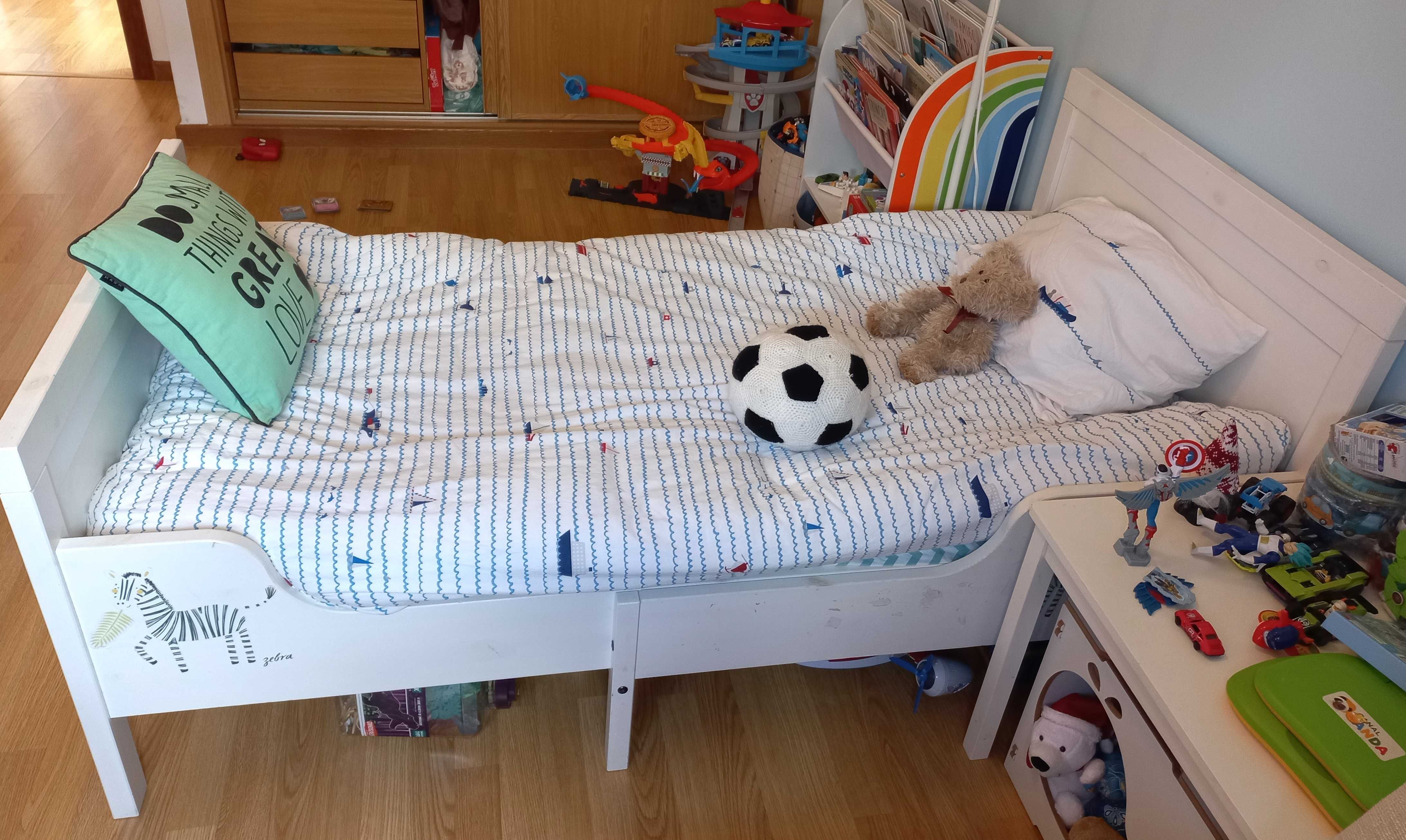 Cama de criança com colchão extensível 320»89