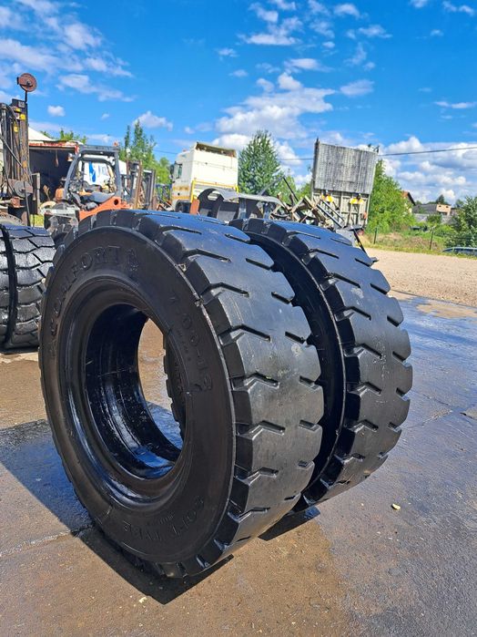 Opona pełna Soft Tyre Comfort 7.00-12 do wózka widłowego - używana