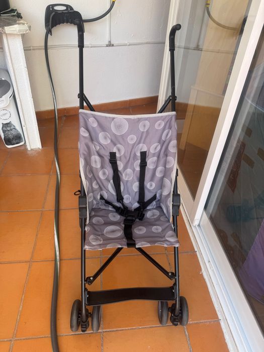 Carrinho de bebé/criança