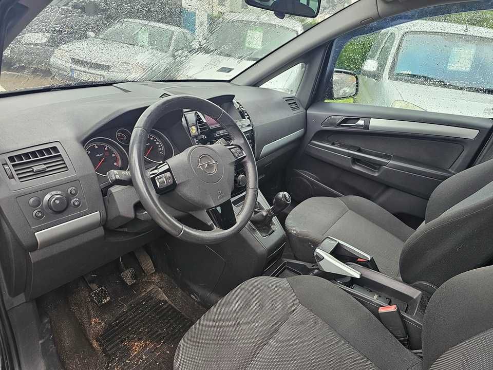 Opel Zafira 7 OSOBOWY/2010R/1.7 diesel