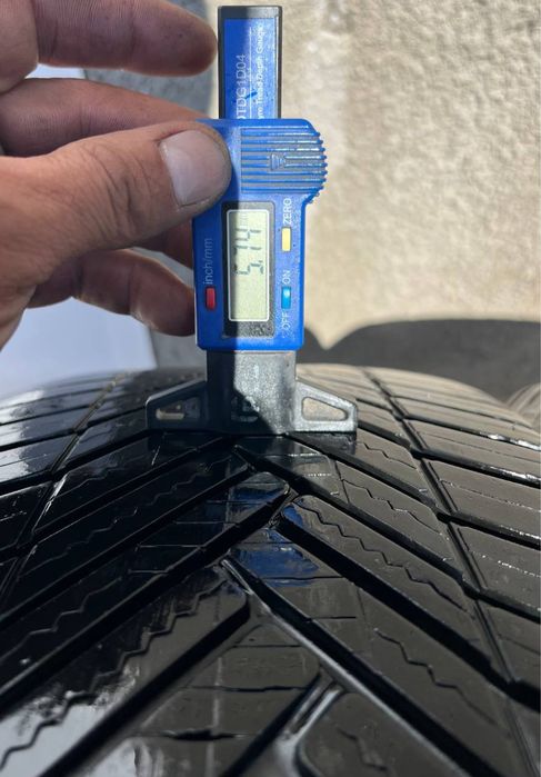 Шины б у 225/50R17 HANKOOK KINERGI 4S2 всесизонка