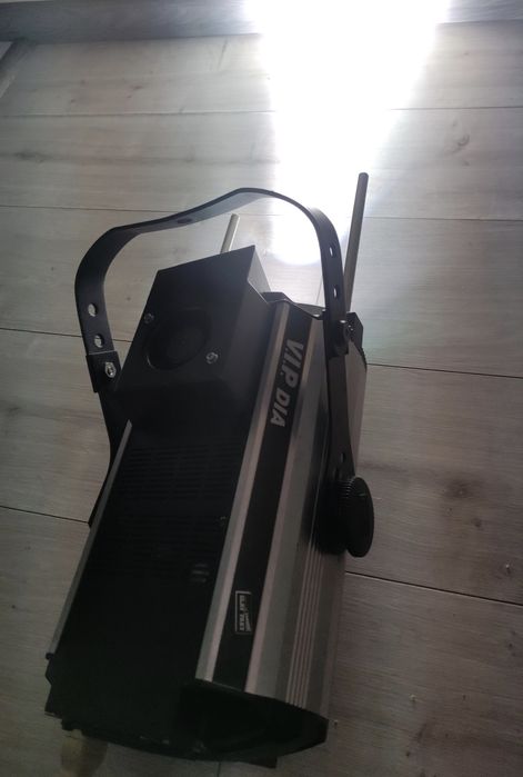 Продам Clay Paky VIP 300 DIA гобо-проектор, студийное освещение