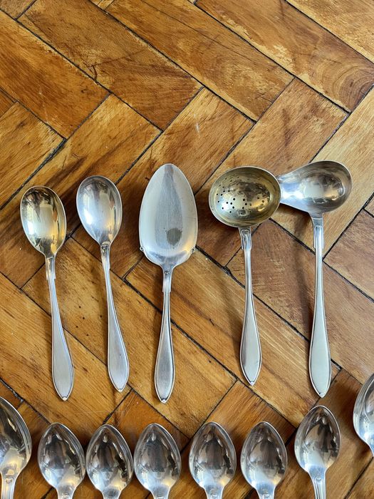 Sztućce posrebrzane stare łyżki obiadowe deserowe platerowane hefra