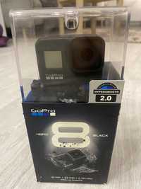GoPro 8 black + зарядка на 3 акума + 2 акума